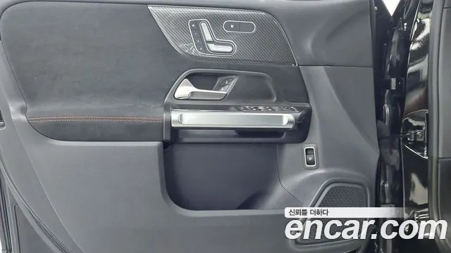 Mercedes-Benz GLB-Class — Фото автомобиля 9