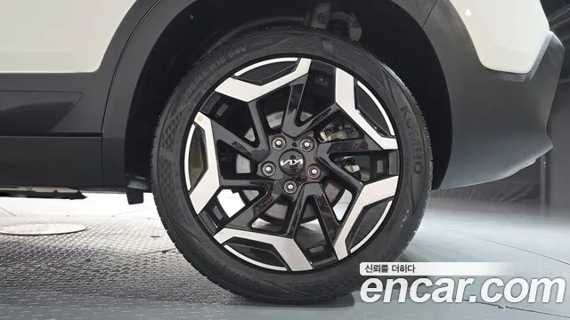 Kia Seltos Бензин 1.6 турбо 2WD — Фото автомобиля 16