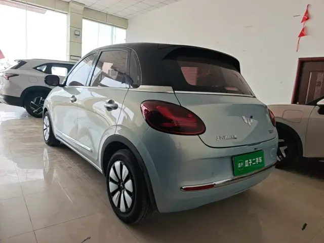 Wuling Bingo — Фото автомобиля 4