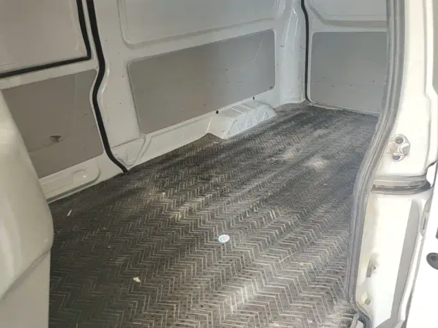 Jinbei New Hiace S — Фото автомобиля 16