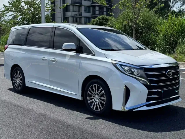 GAC Trumpchi M8 — Фото автомобиля 3