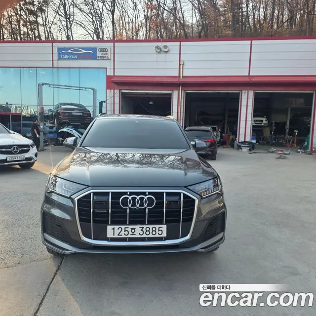Фотография автомобиля — Audi Q7 4M