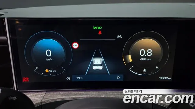 Hyundai Santa Fe MX5 — Фото автомобиля 10