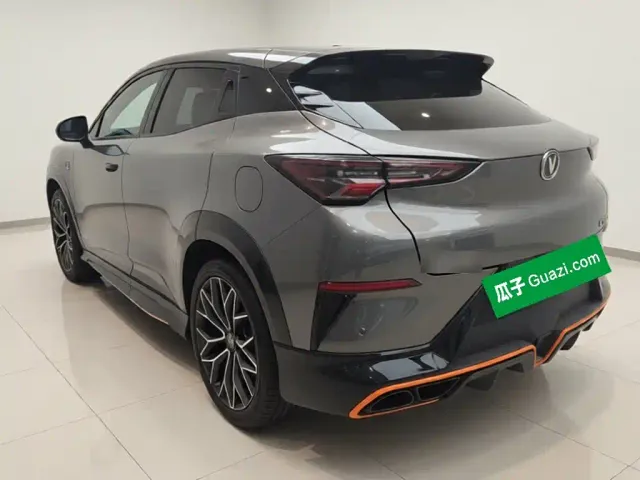 Changan UNI-T — Фото автомобиля 5