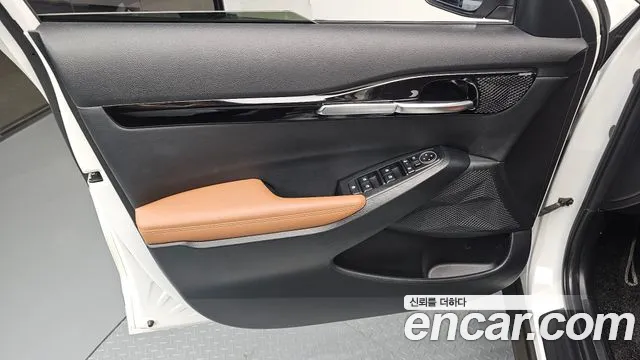 Kia Seltos Бензин 1.6 турбо 2WD — Фото автомобиля 20