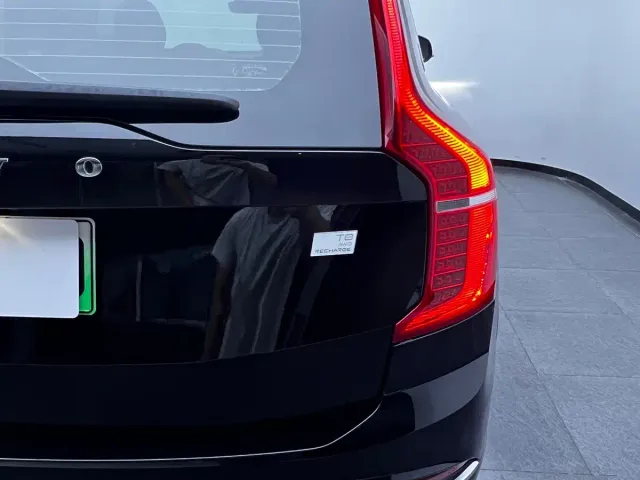 Volvo XC90 — Фото автомобиля 15
