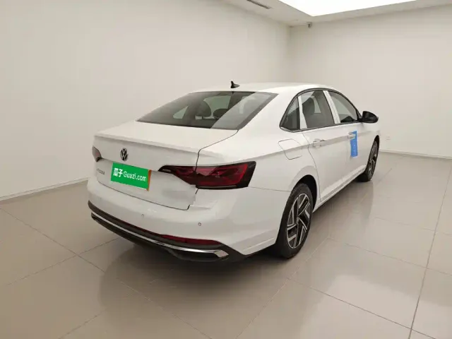 Volkswagen Sagitar — Фото автомобиля 6