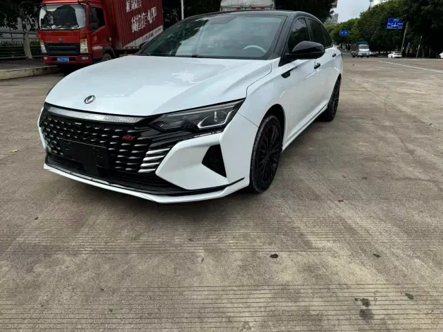 Фотография автомобиля — Dongfeng Yixuan MAX