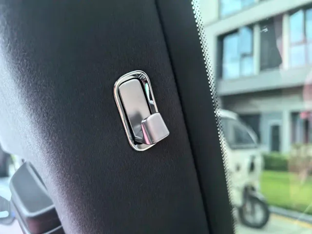 Denza Z9GT — Фото автомобиля 15