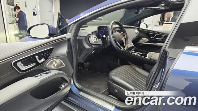 Mercedes-Benz EQS — Фото автомобиля 10