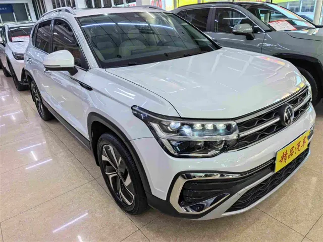Volkswagen Tharu — Фото автомобиля 3