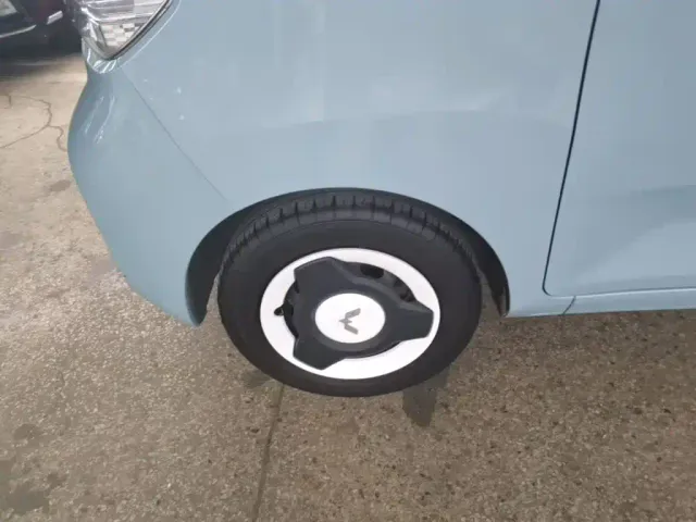 Wuling Hongguang Mini EV — Фото автомобиля 22