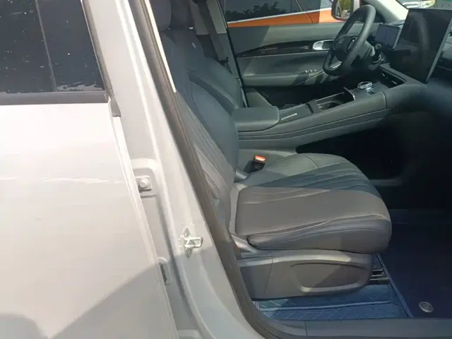 Geely Galaxy E5 — Фото автомобиля 24