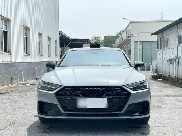 Audi A7L — Фото автомобиля 6