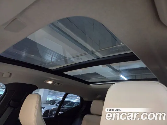 Volvo XC40 — Фото автомобиля 17