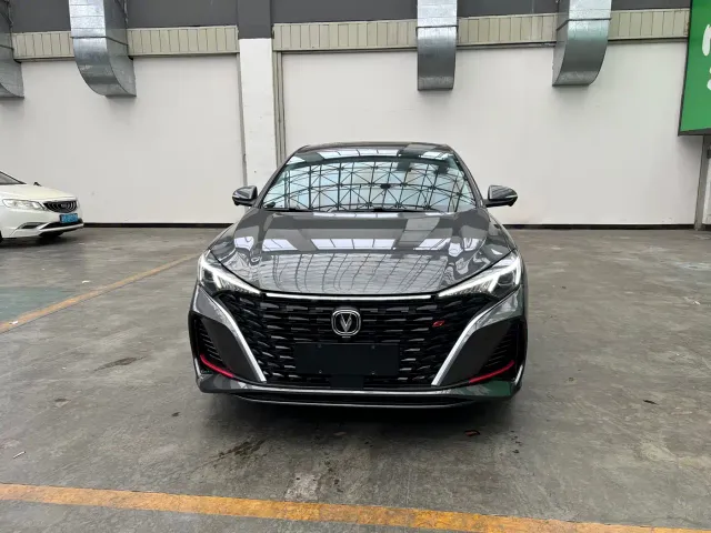 Changan Eado — Фото автомобиля 2