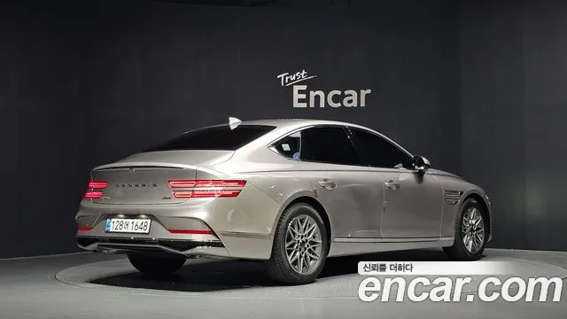 Genesis G80 RG3 — Фото автомобиля 2