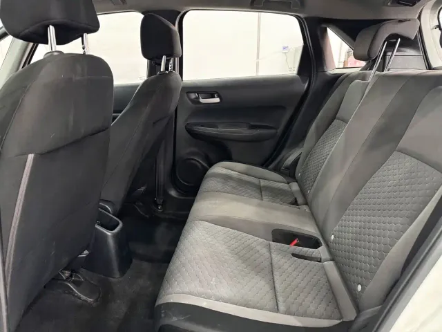 Honda Fit — Фото автомобиля 12
