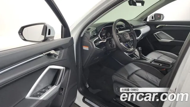 Audi Q3 40 TFSI quattro — Фото автомобиля 10