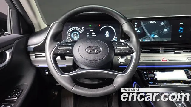 Hyundai Grandeur Новый Grandeur IG — Фото автомобиля 9
