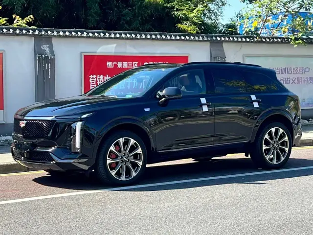 Фотография автомобиля — Cadillac XT5