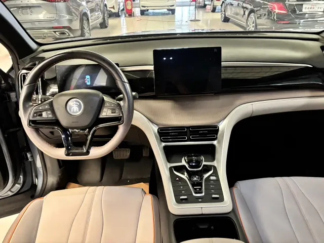 BYD Song Pro — Фото автомобиля 9