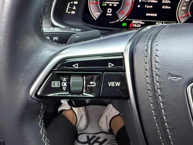 Audi A6L — Фото автомобиля 12