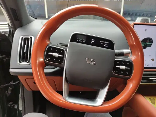 Li Auto L8 — Фото автомобиля 10