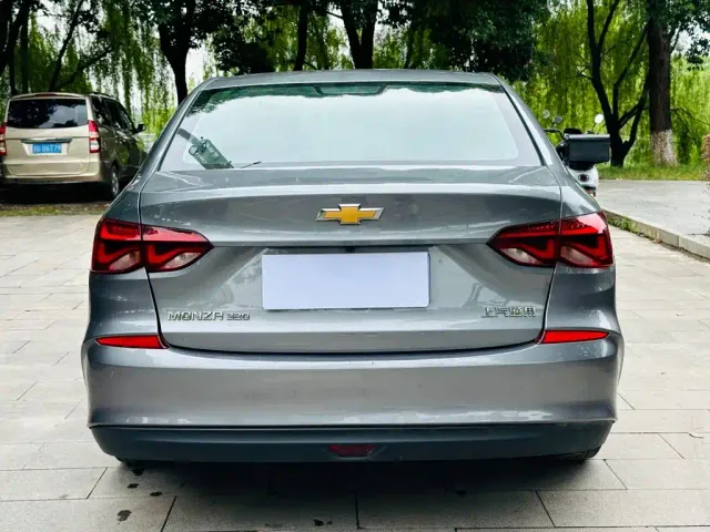 Chevrolet Monza — Фото автомобиля 8