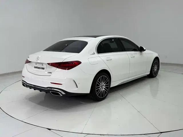 Mercedes-Benz C-Class — Фото автомобиля 10