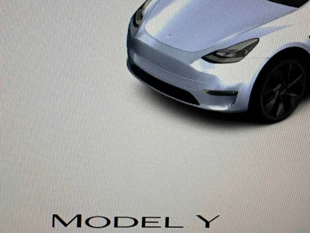 Tesla Model Y — Фото автомобиля 14