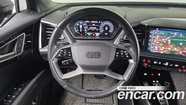 Audi Q4 e-tron F4 — Фото автомобиля 18