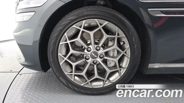 Genesis G80 RG3 — Фото автомобиля 5