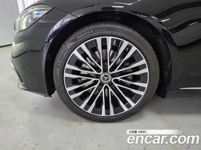 Mercedes-Benz S-Class — Фото автомобиля 5