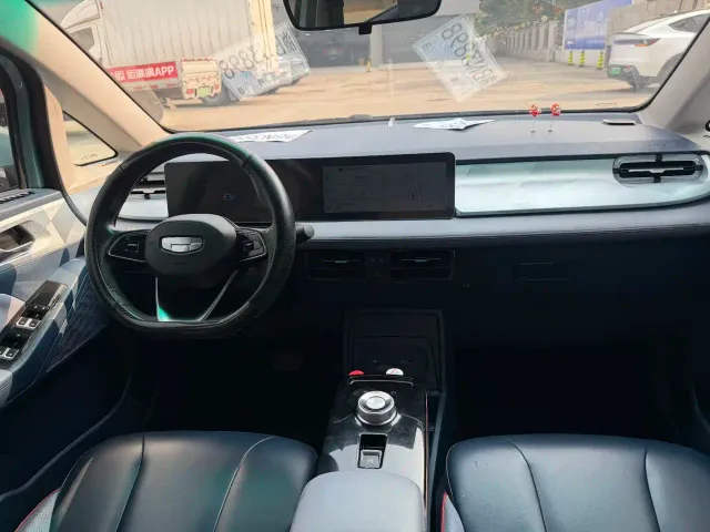 Geely Geometry Geely Geometry E Firefly 2022 320KM Well-behaved Tiger 4-seater — Фото автомобиля 5