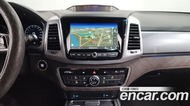 KG_Mobility_Ssangyong Rexton All Rexton Дизель 2.2 4WD — Фото автомобиля 14