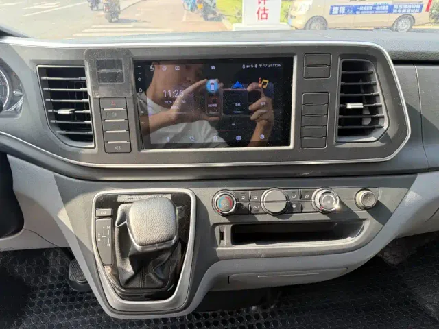 Maxus Xintu V80 — Фото автомобиля 9