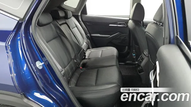 Kia Seltos New — Фото автомобиля 18