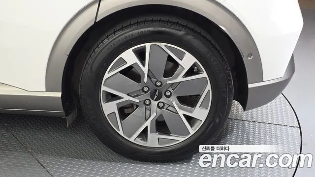 Genesis GV60 — Фото автомобиля 6