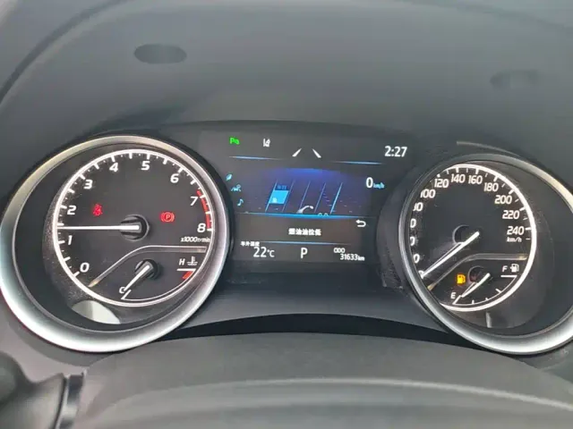 Toyota Camry — Фото автомобиля 11
