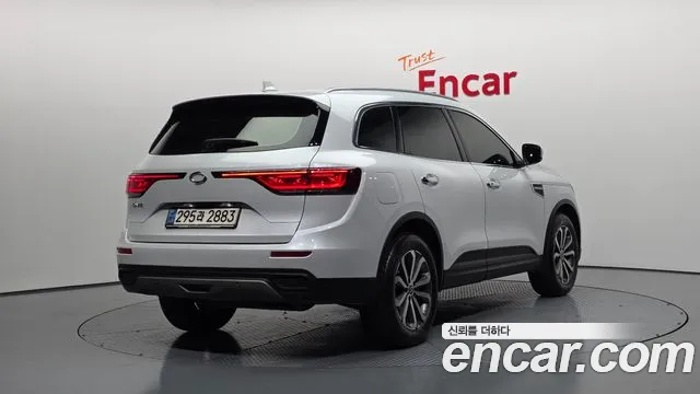 Renault-KoreaSamsung QM6 Новый QM6 2.0 GDe LE Signature 2WD — Фото автомобиля 2