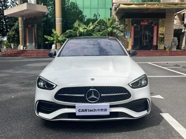 Mercedes-Benz C-Class — Фото автомобиля 3