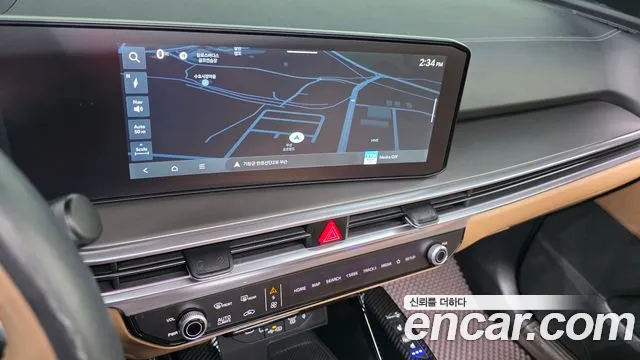 Kia Sorento Бензин 2.5T 2WD — Фото автомобиля 5