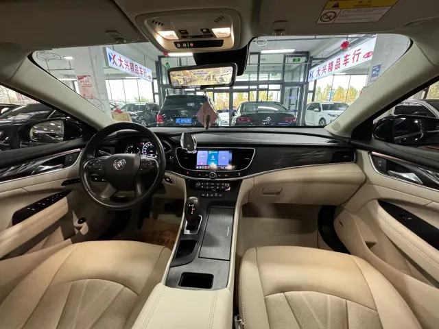 Buick LaCrosse — Фото автомобиля 8