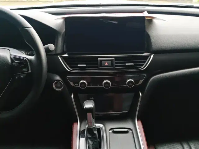 Honda Inspire 2022 260TURBO Premium Joy Edition — Фото автомобиля 13