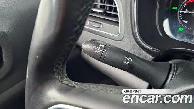 Renault-KoreaSamsung QM6 Новый QM6 2.0 GDe LE Signature 2WD — Фото автомобиля 15