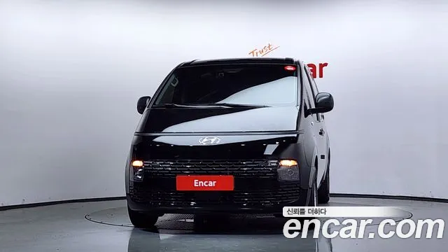 Hyundai Staria Staria Карго 3 места — Фото автомобиля 3