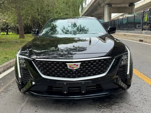 Cadillac CT5 — Фото автомобиля 2