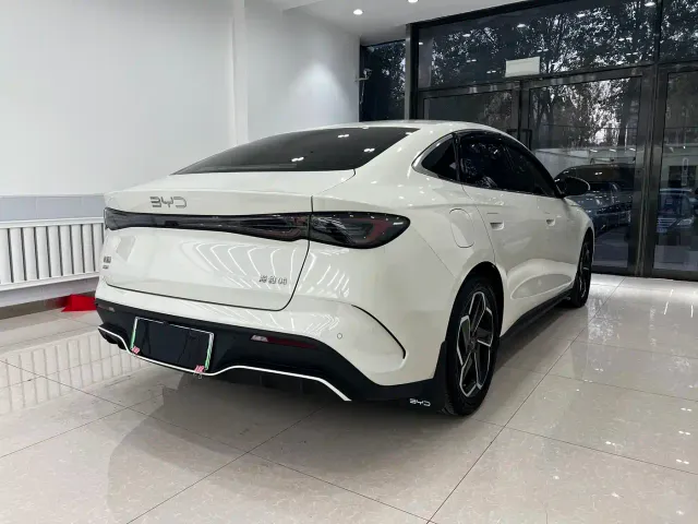 BYD Seal 06 — Фото автомобиля 26