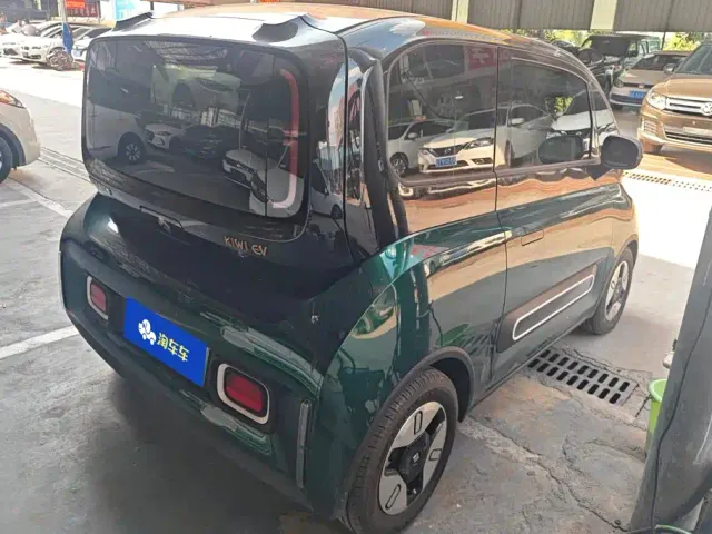 Baojun KiWi EV — Фото автомобиля 3